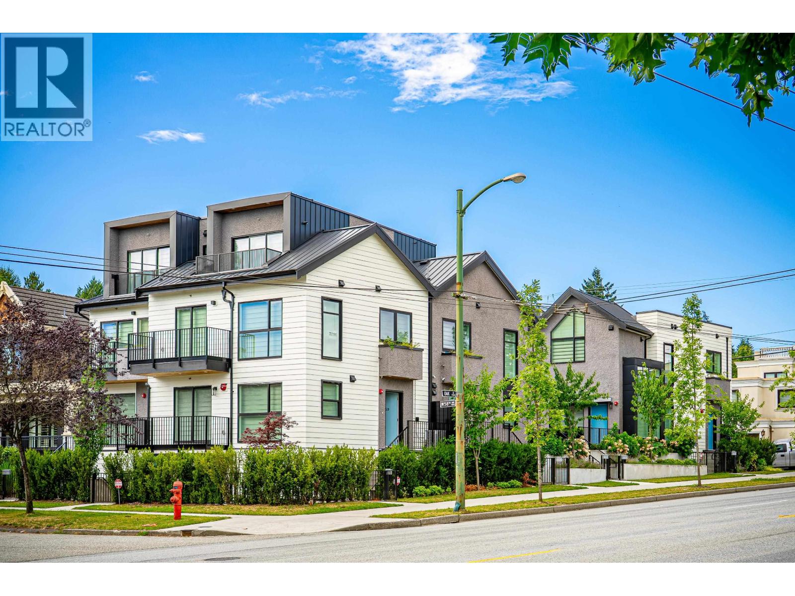 Photo 28 of 7351 Oak Street, Vancouver BC