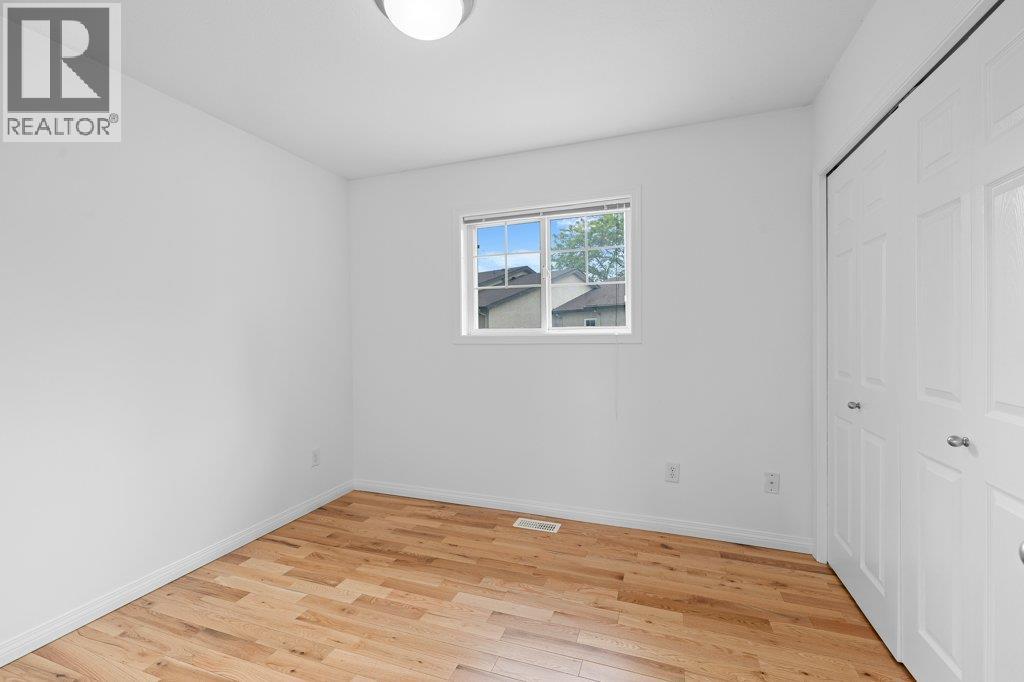 365 665 Cook Road, Kelowna