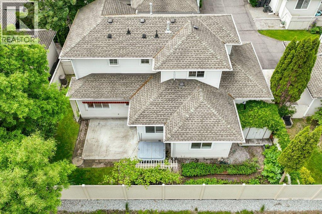 365 665 Cook Road, Kelowna