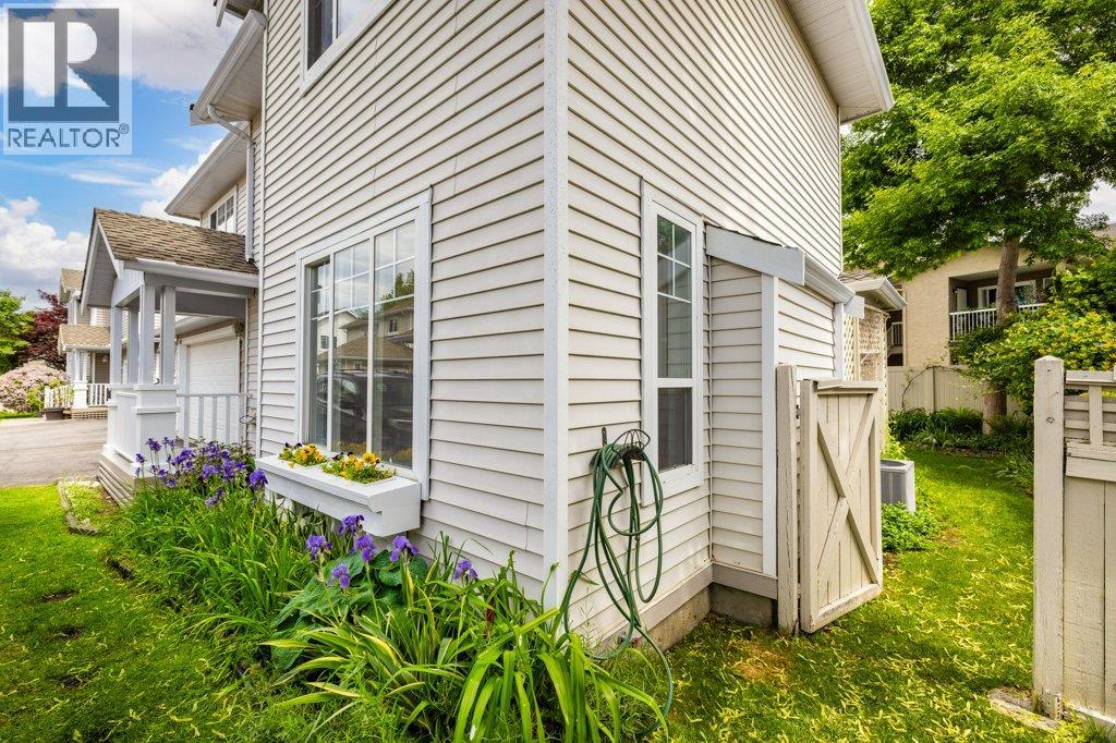 365 665 Cook Road, Kelowna