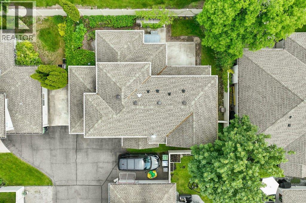 365 665 Cook Road, Kelowna