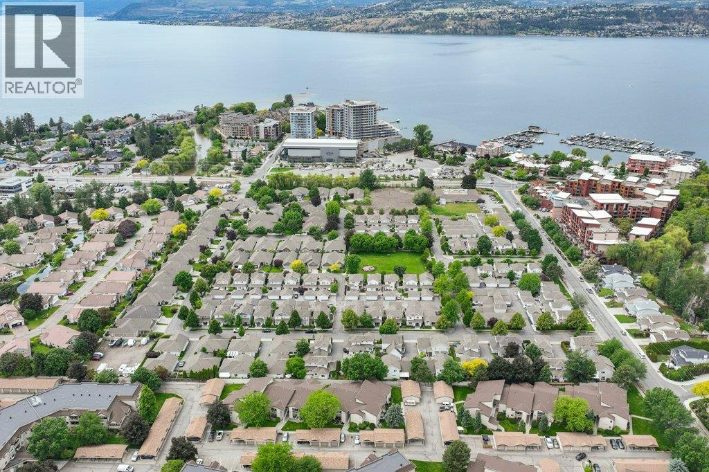 365 665 Cook Road, Kelowna