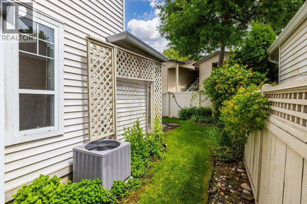 365 665 Cook Road, Kelowna