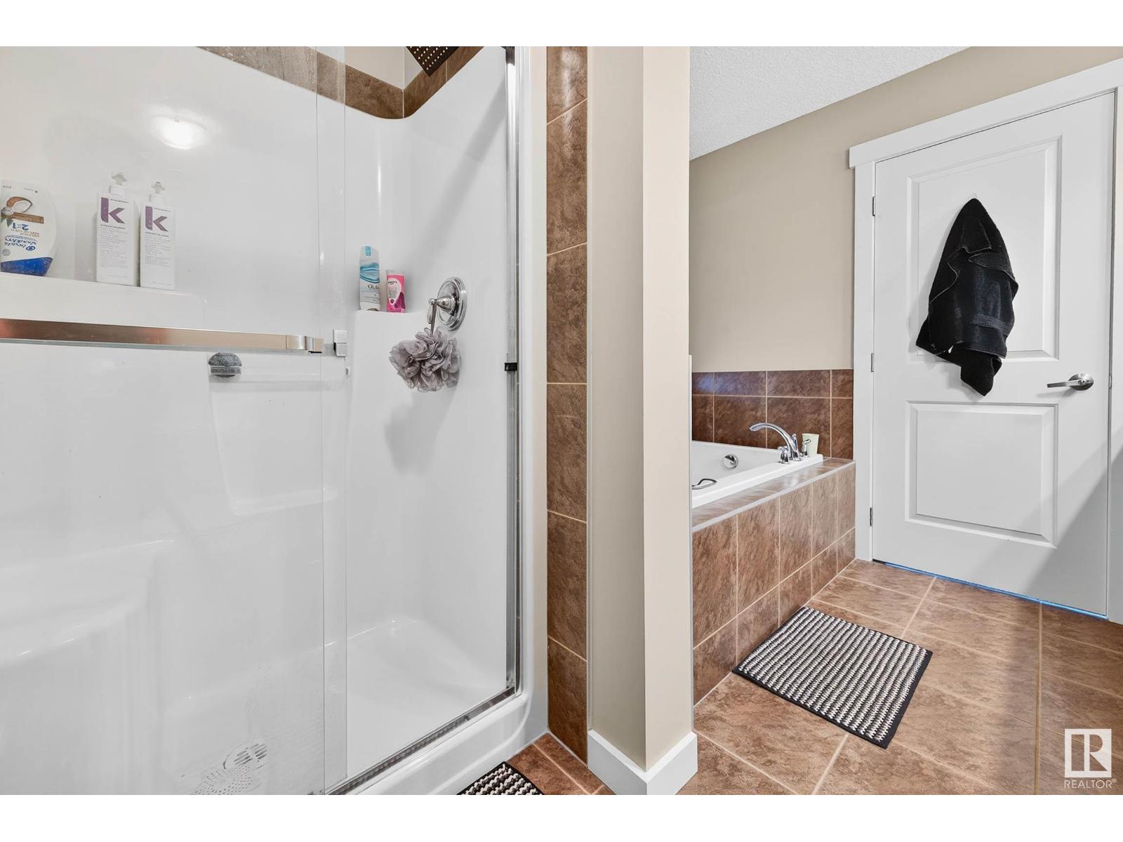Photo 7 of 237 Sheppard Ci, Leduc AB