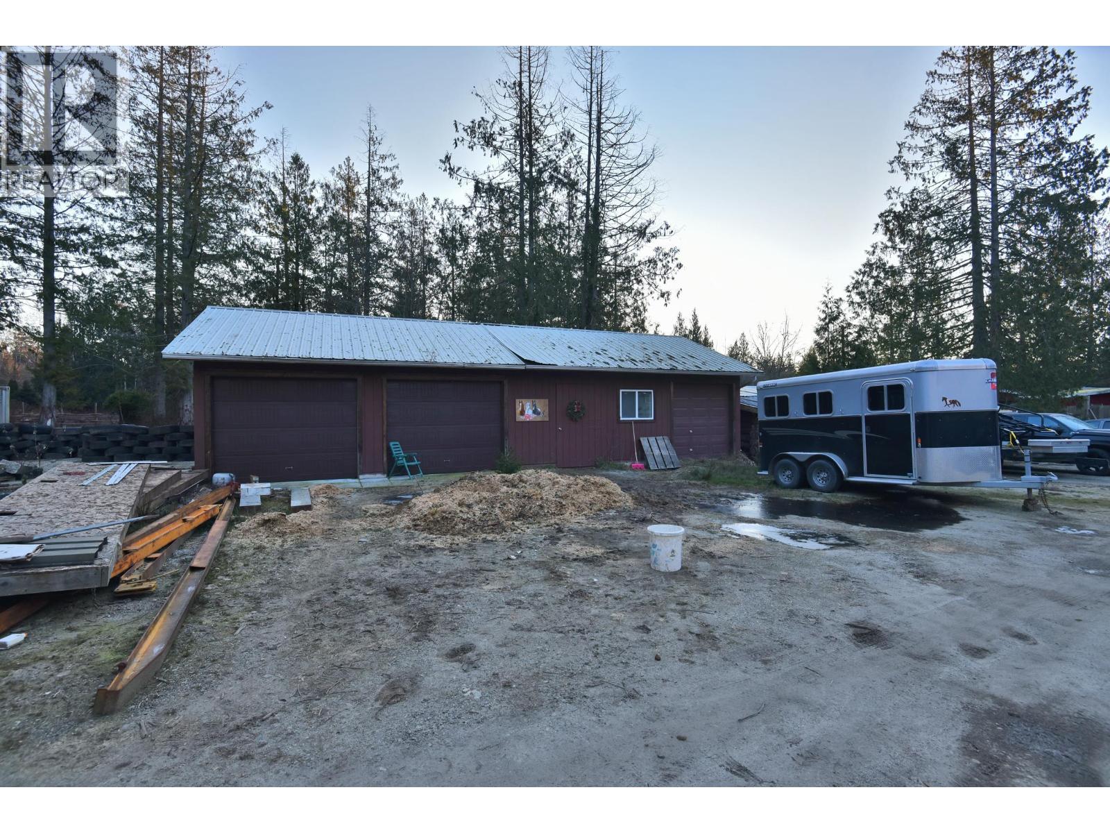 1481 REED ROAD, Gibsons