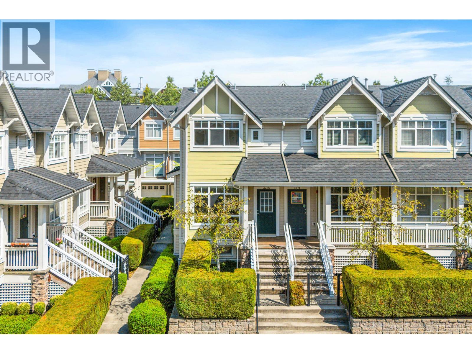 Photo 1 of 3265 Clermont Mews, Vancouver BC