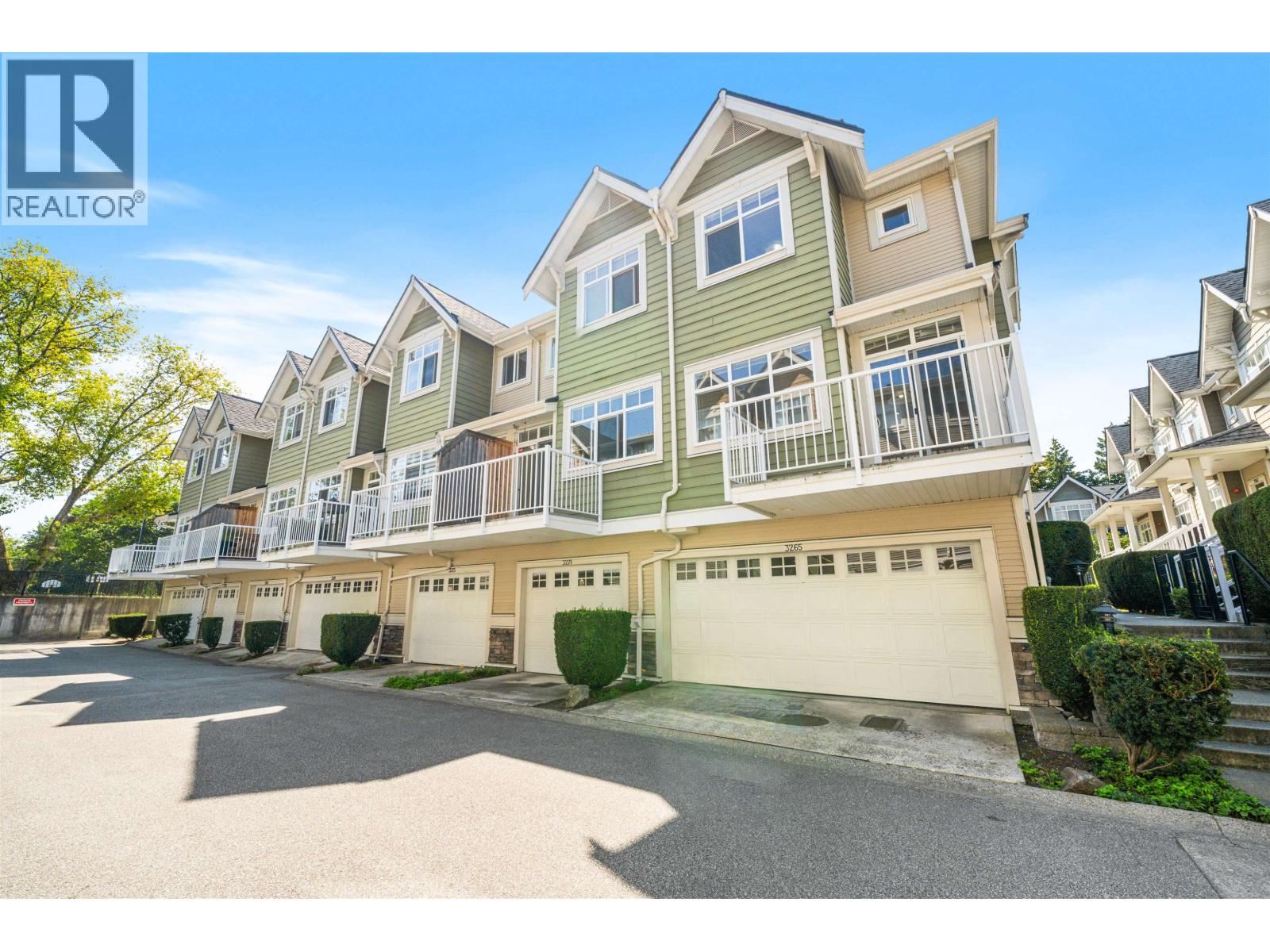 Photo 2 of 3265 Clermont Mews, Vancouver BC