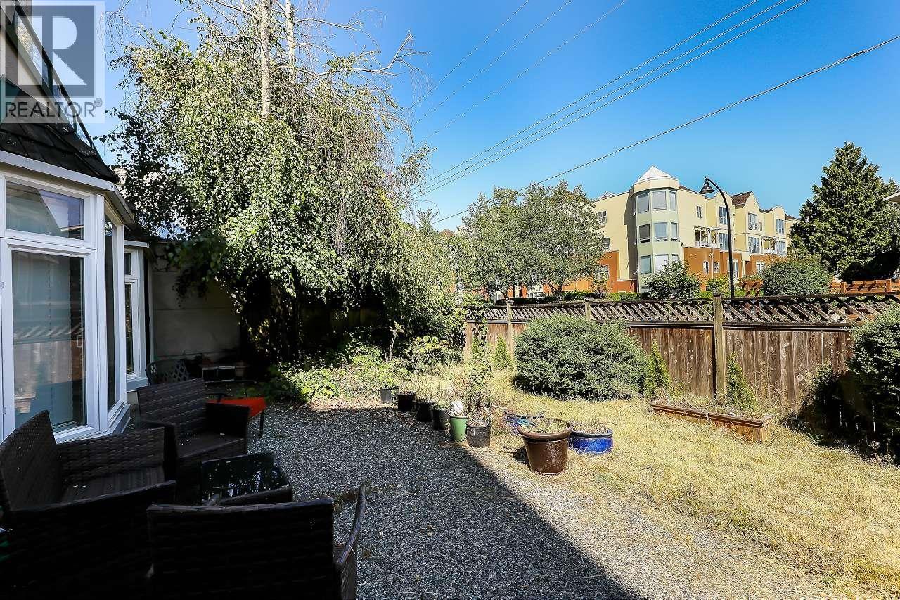Photo 22 of 7 7633 St Albans Road, Richmond BC
