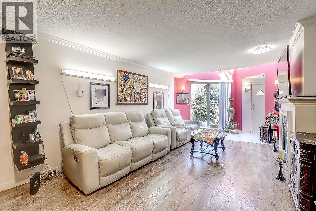 Photo 7 of 7 7633 St Albans Road, Richmond BC