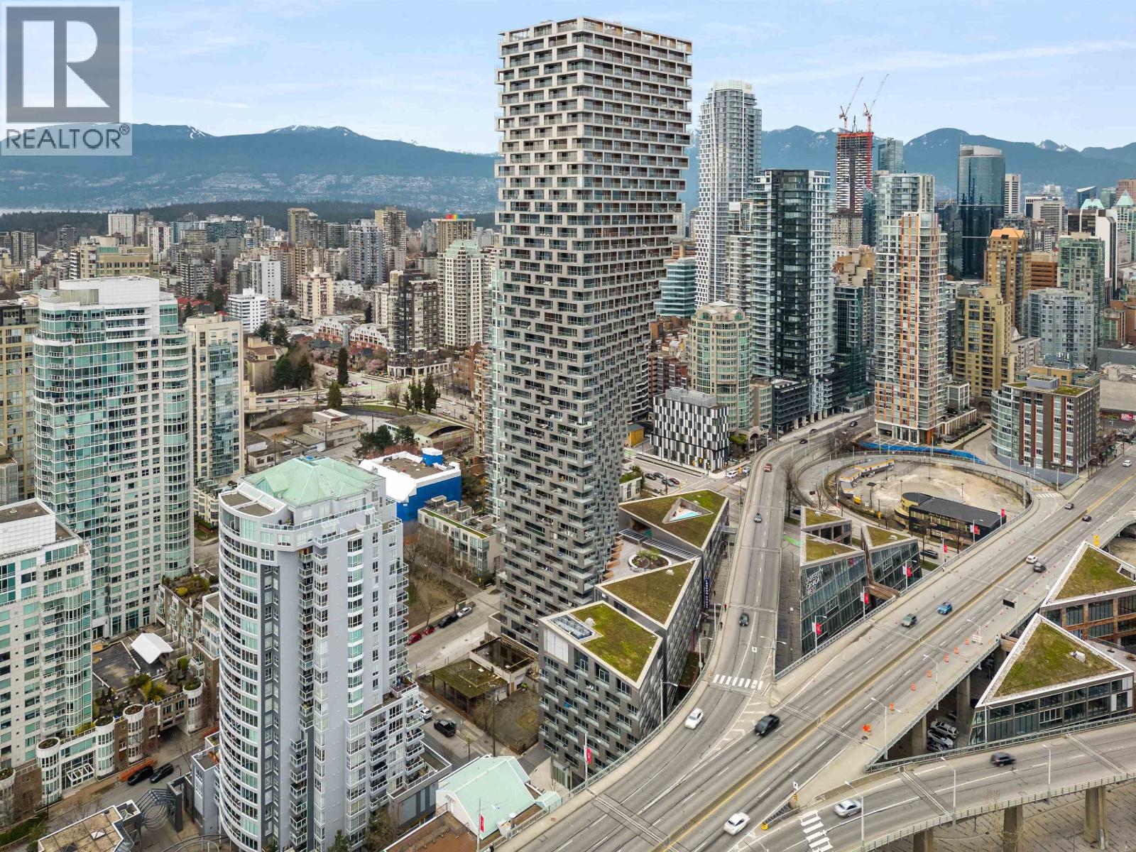 Photo 29 of 3906 1480 Howe Street, Vancouver BC
