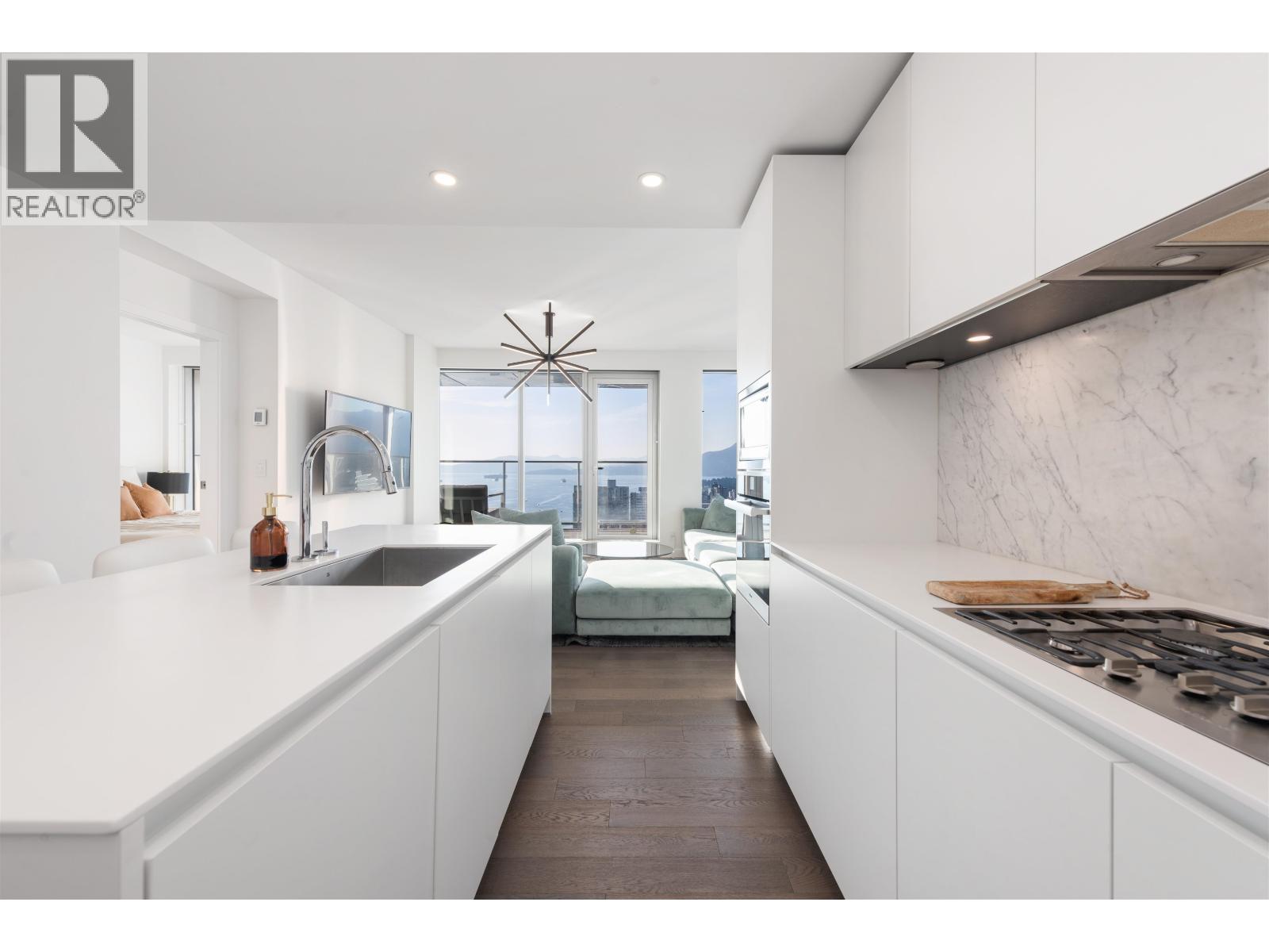 Photo 9 of 3906 1480 Howe Street, Vancouver BC