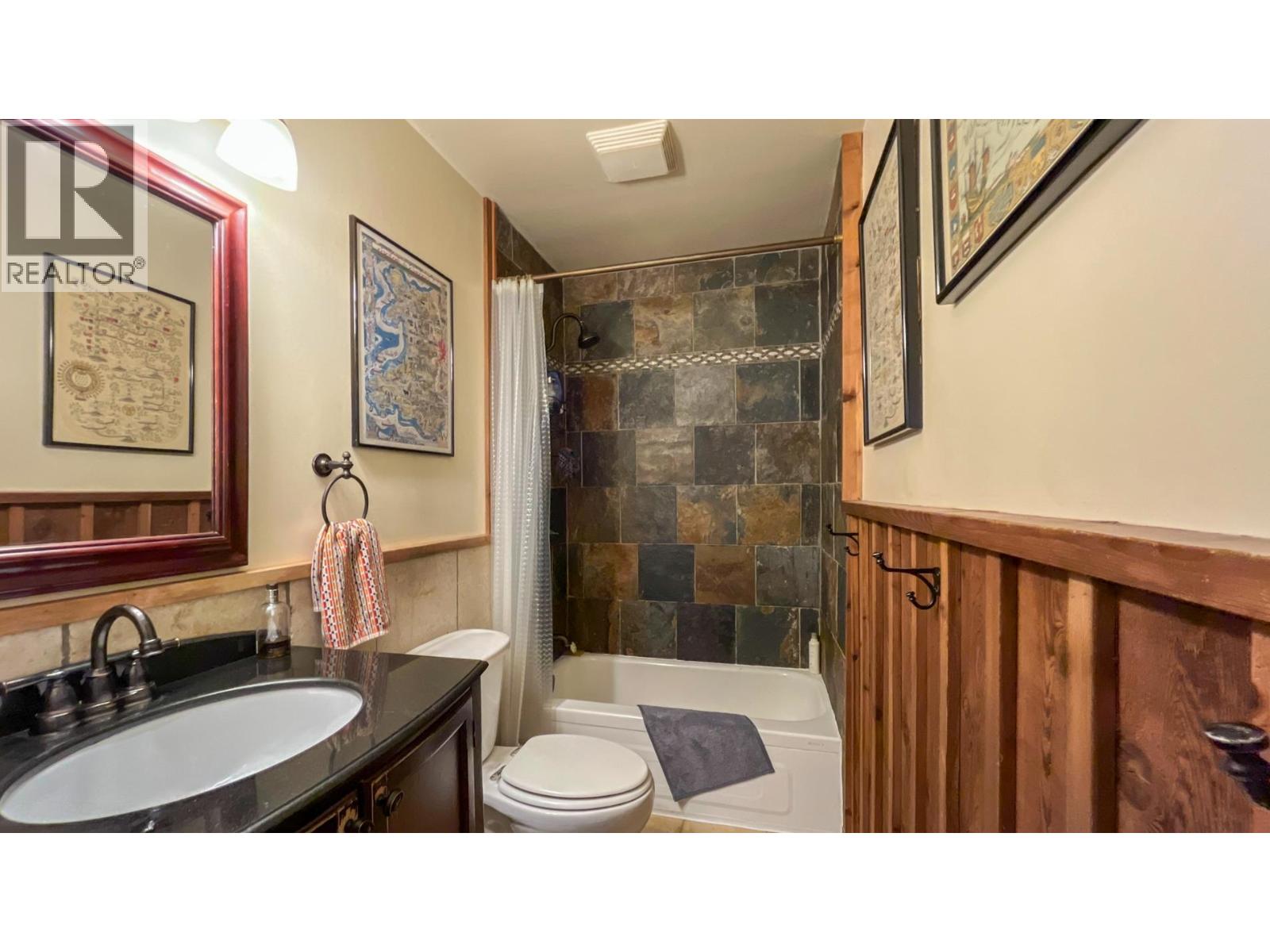 Photo 21 of 414 Wilson Street, New Westminster BC