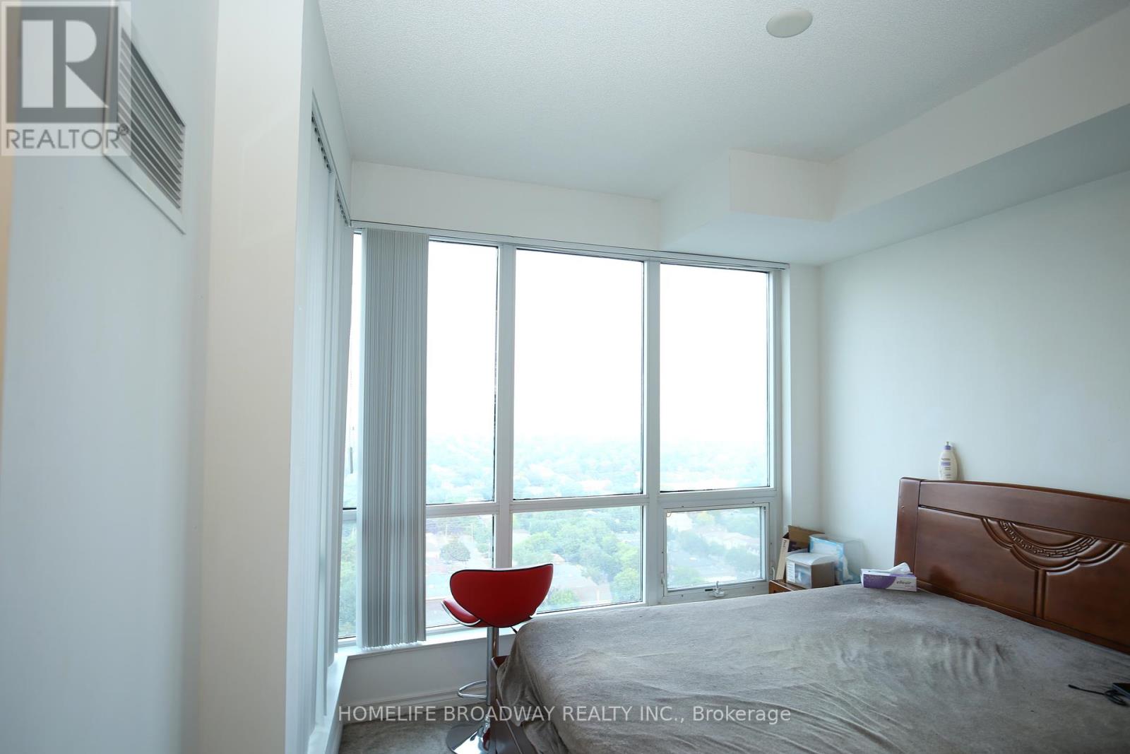 Photo 3 of 2515 18 Holmes Avenue, Toronto ON
