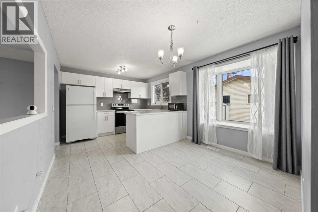 Single Family House Bungalow for Sale in  Penedo Way SE Penbrooke Meadows Calgary 