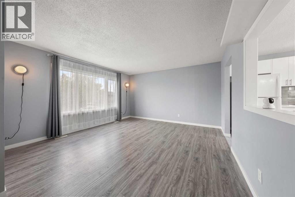 Single Family House Bungalow for Sale in  Penedo Way SE Penbrooke Meadows Calgary 