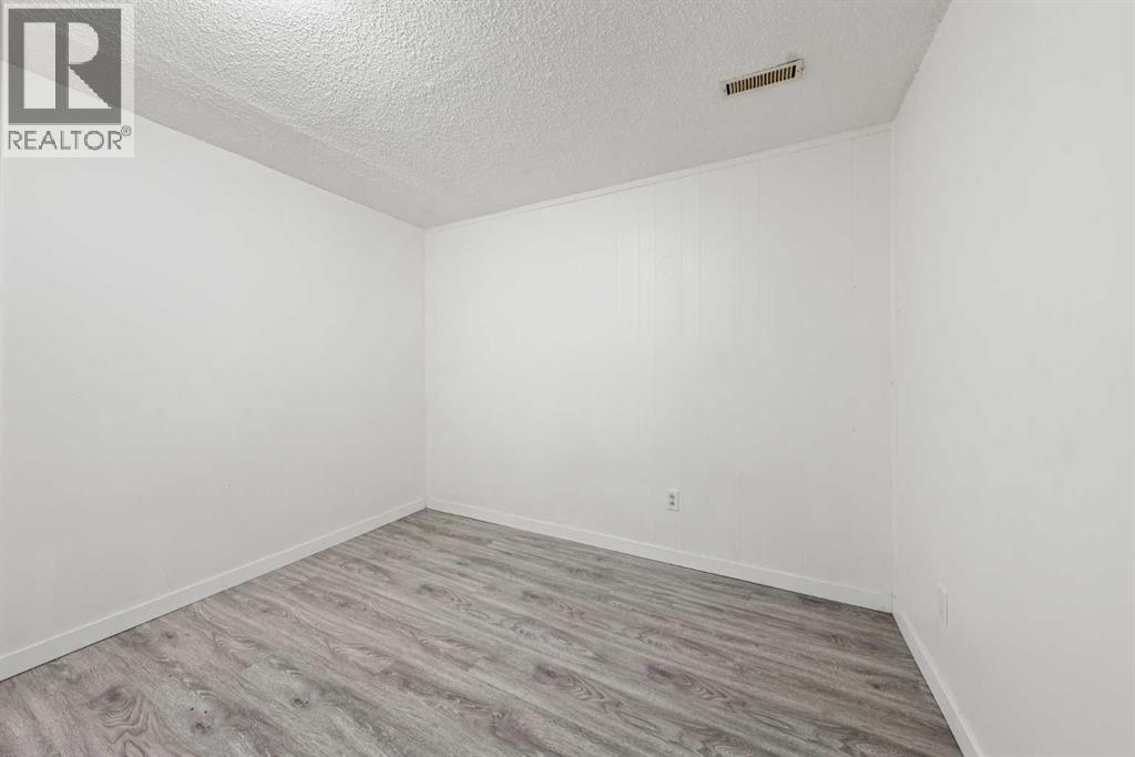 Single Family House Bungalow for Sale in  Penedo Way SE Penbrooke Meadows Calgary 