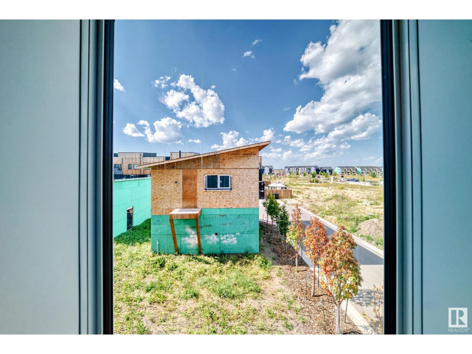 Photo 25 of G 2740 Blatchford Rd Nw, Edmonton AB