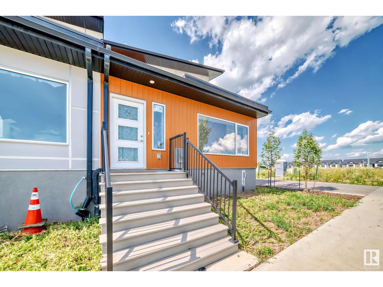 Photo 30 of G 2740 Blatchford Rd Nw, Edmonton AB