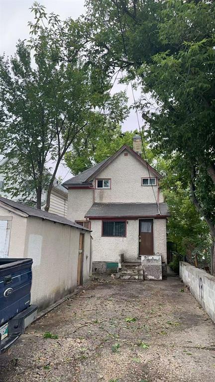 Photo 2 of 713 Victor Street, Winnipeg MB