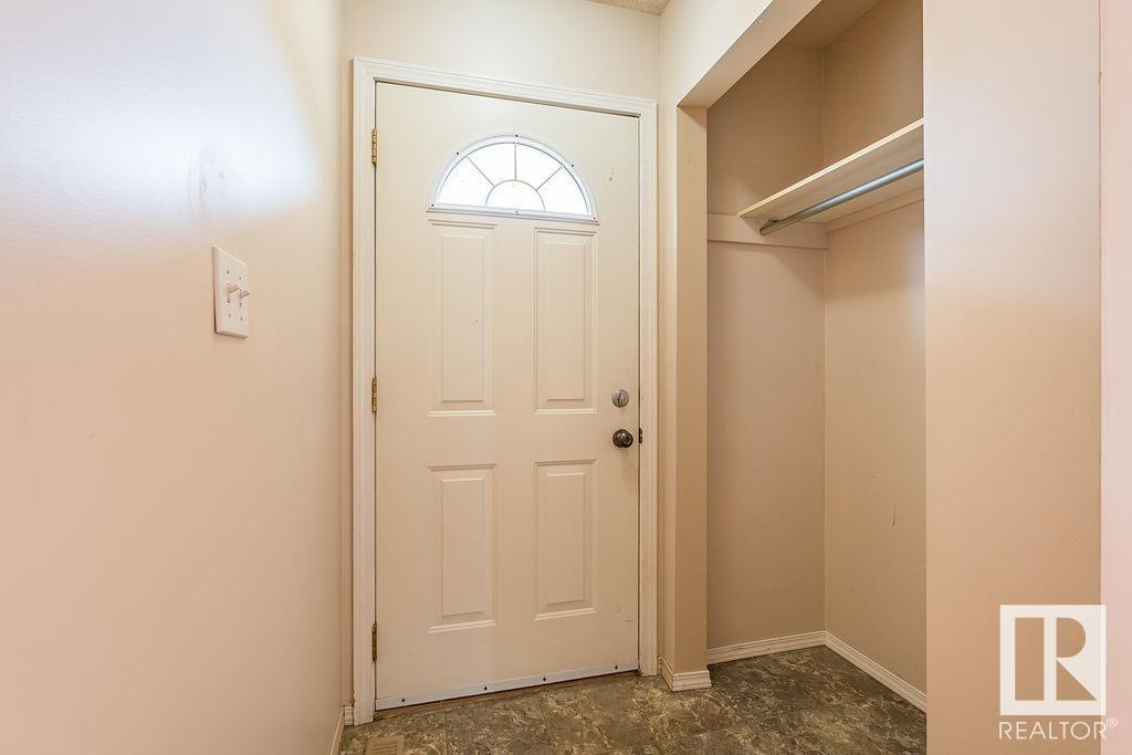 Photo 5 of A 4015 53 St, Wetaskiwin AB