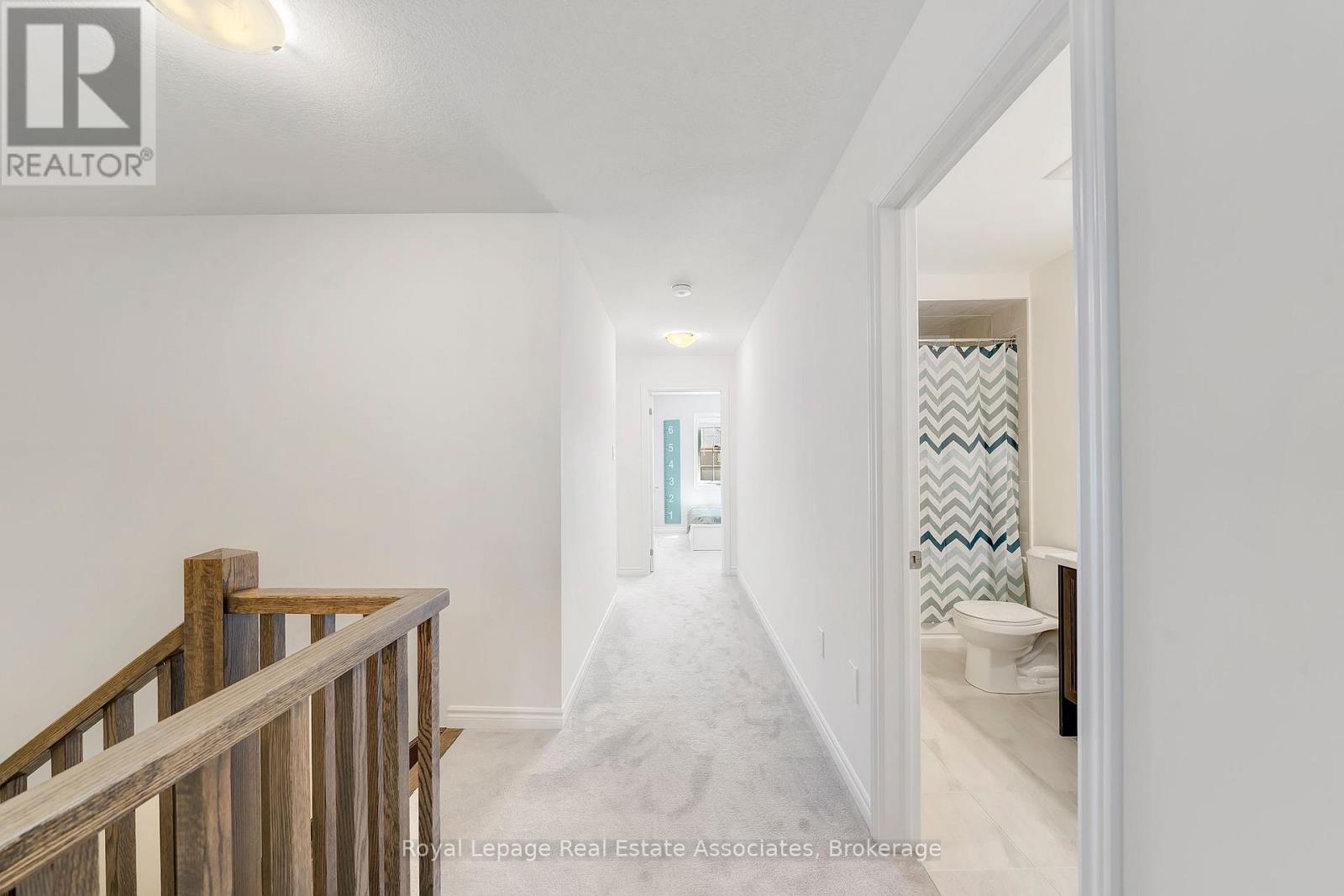 Photo 17 of 85 305 Garner Road W, Hamilton ON
