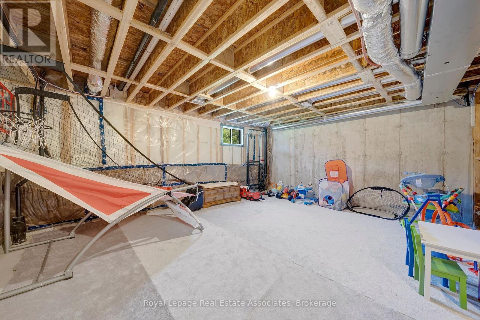 Photo 30 of 85 305 Garner Road W, Hamilton ON