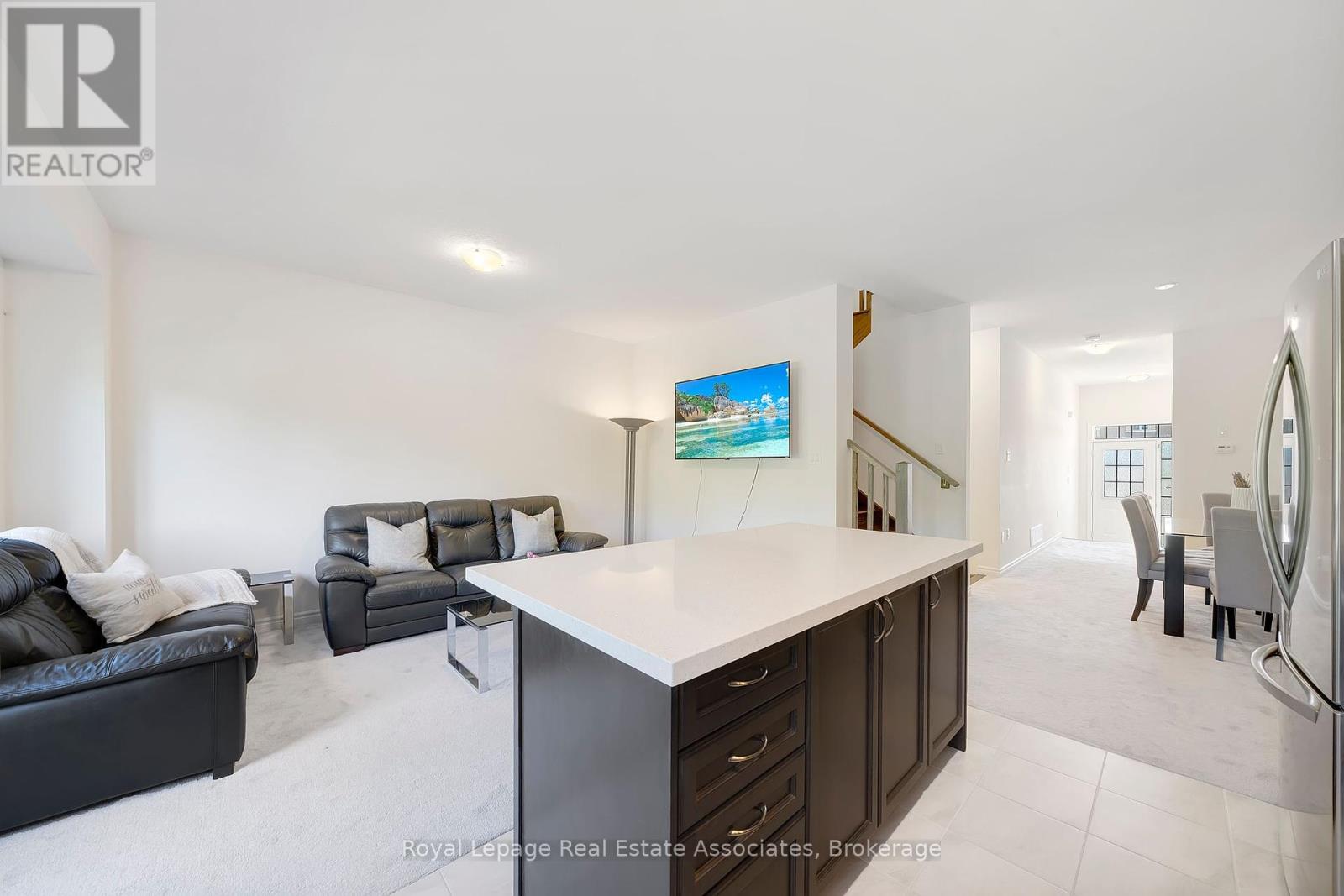 Photo 8 of 85 305 Garner Road W, Hamilton ON