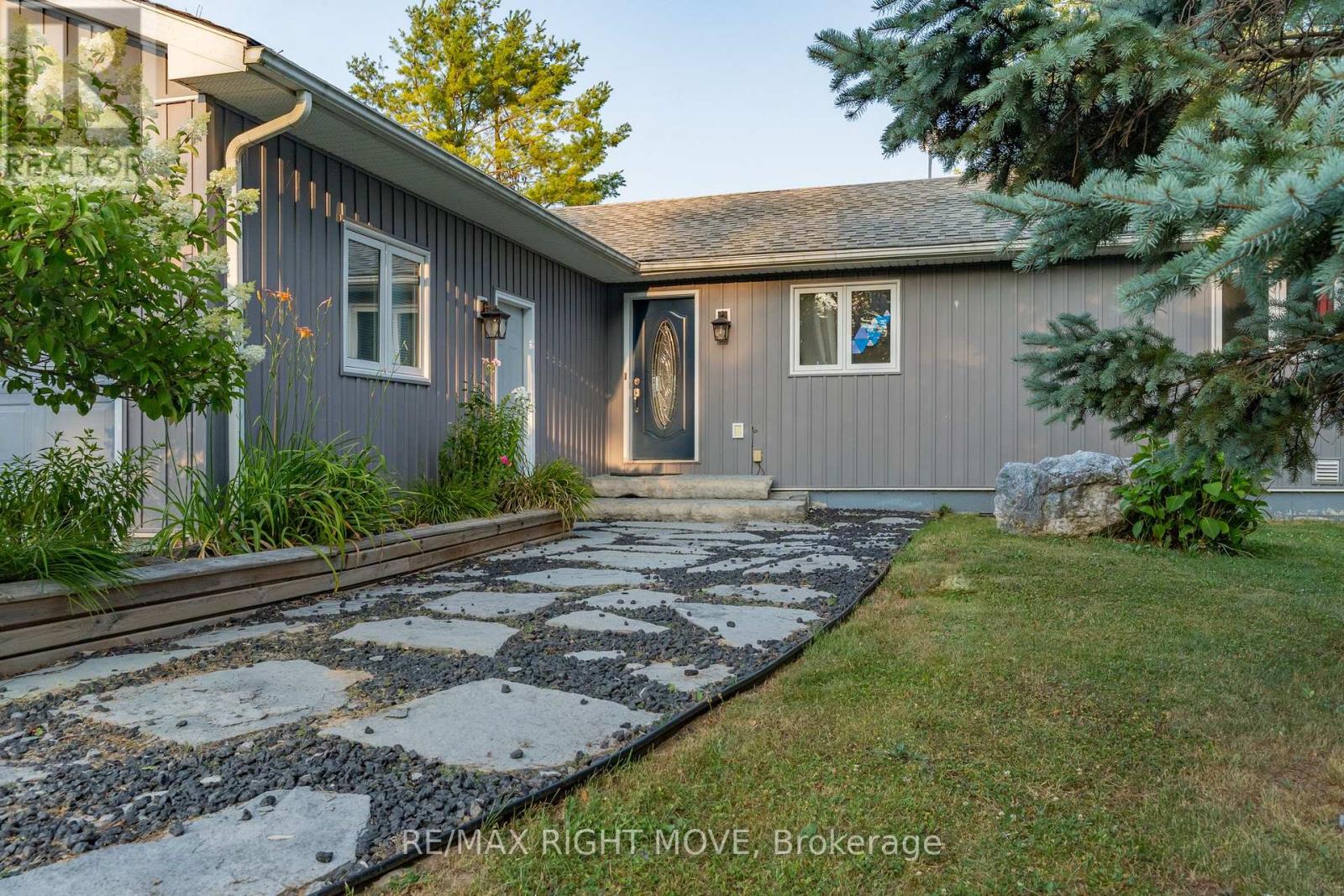Photo 4 of 35 Cedar Bay Road, Kawartha Lakes ON