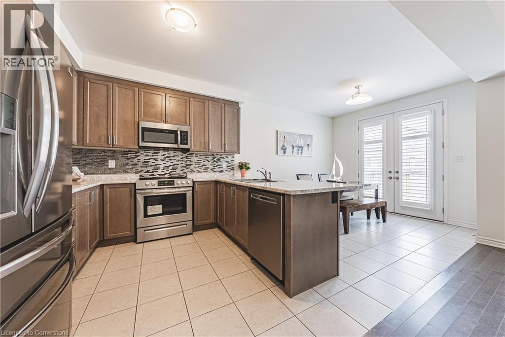 Photo 13 of 728 Kennedy Circle W, Milton ON