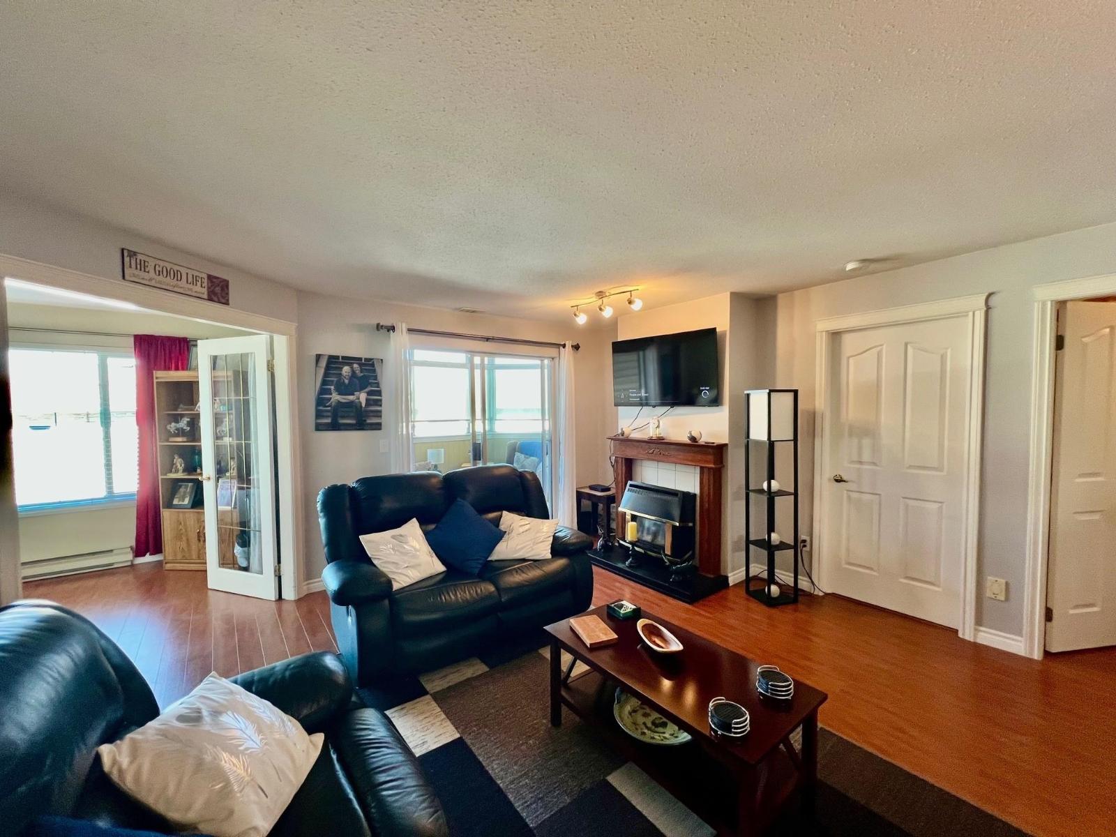 Photo 7 of 207 45660 Knight Road Sardis West Vedder, Chilliwack BC