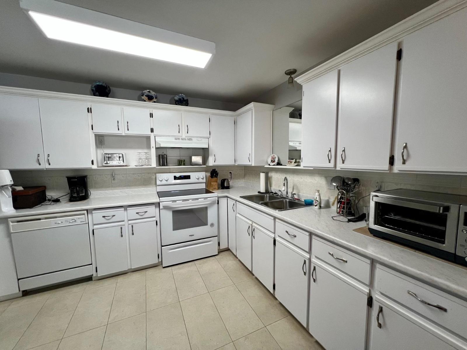 Photo 8 of 207 45660 Knight Road Sardis West Vedder, Chilliwack BC