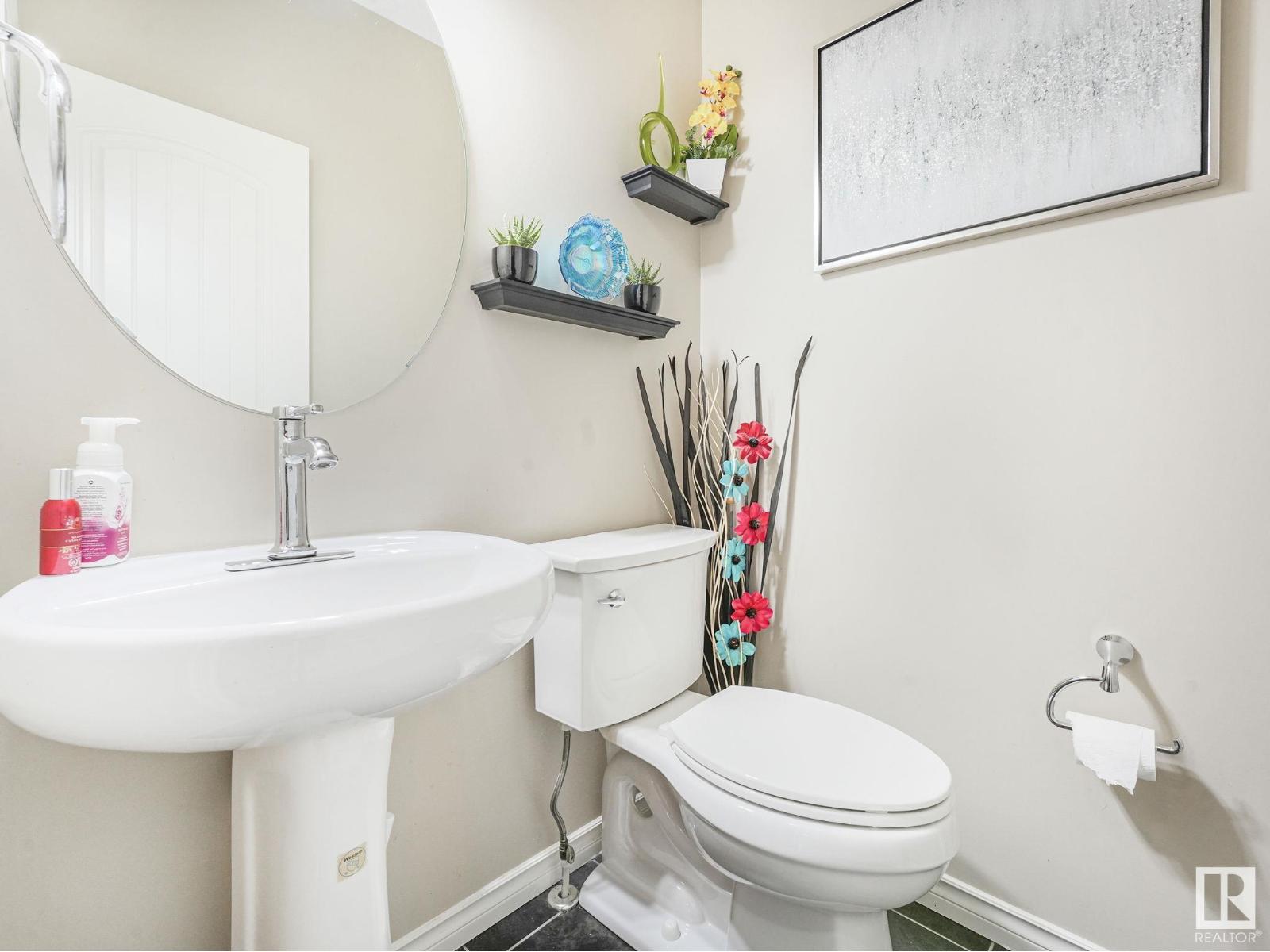 Photo 1 of 6126 17 A Av Sw Sw, Edmonton AB