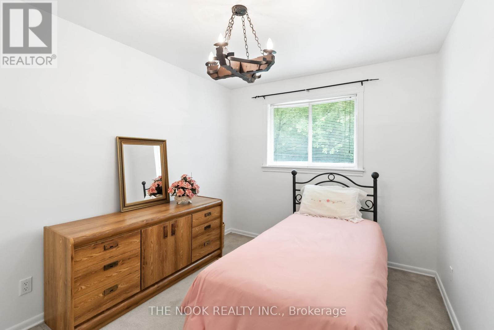 Photo 21 of 14 Carwin Crescent, Ajax ON