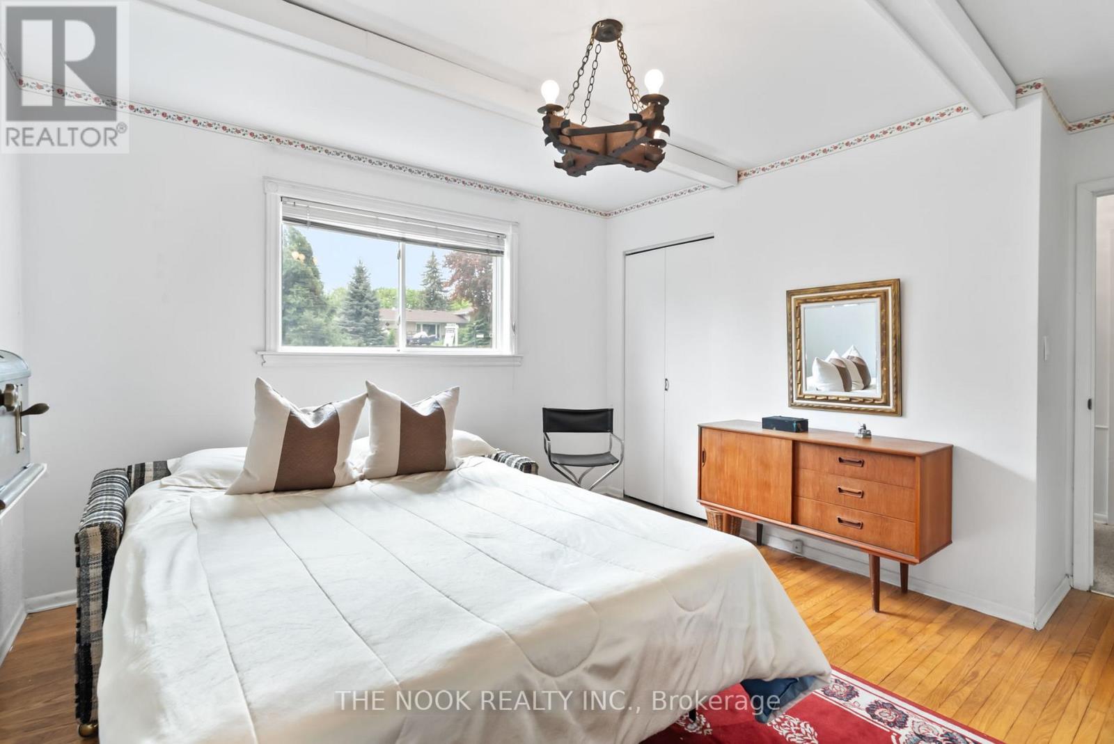 Photo 31 of 14 Carwin Crescent, Ajax ON