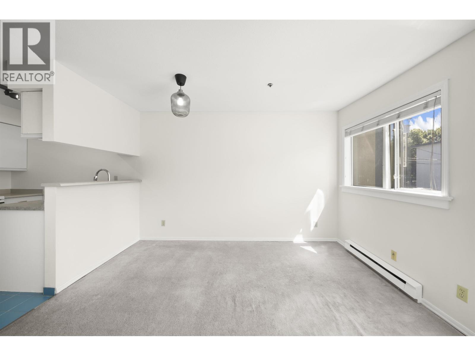 Photo 4 of 308 2238 Eton Street, Vancouver BC