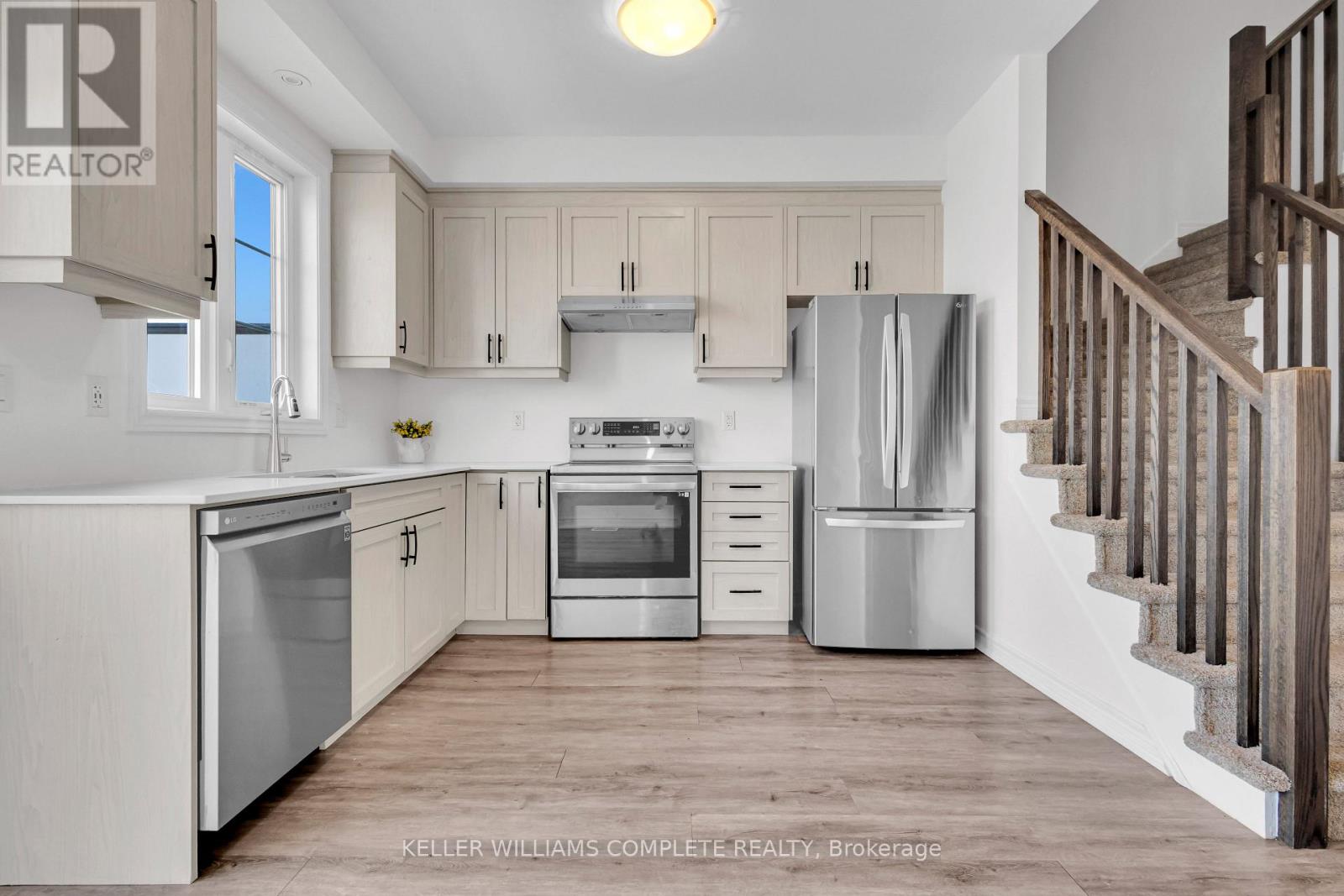 Photo 25 of 29 575 Woodward Avenue, Hamilton ON