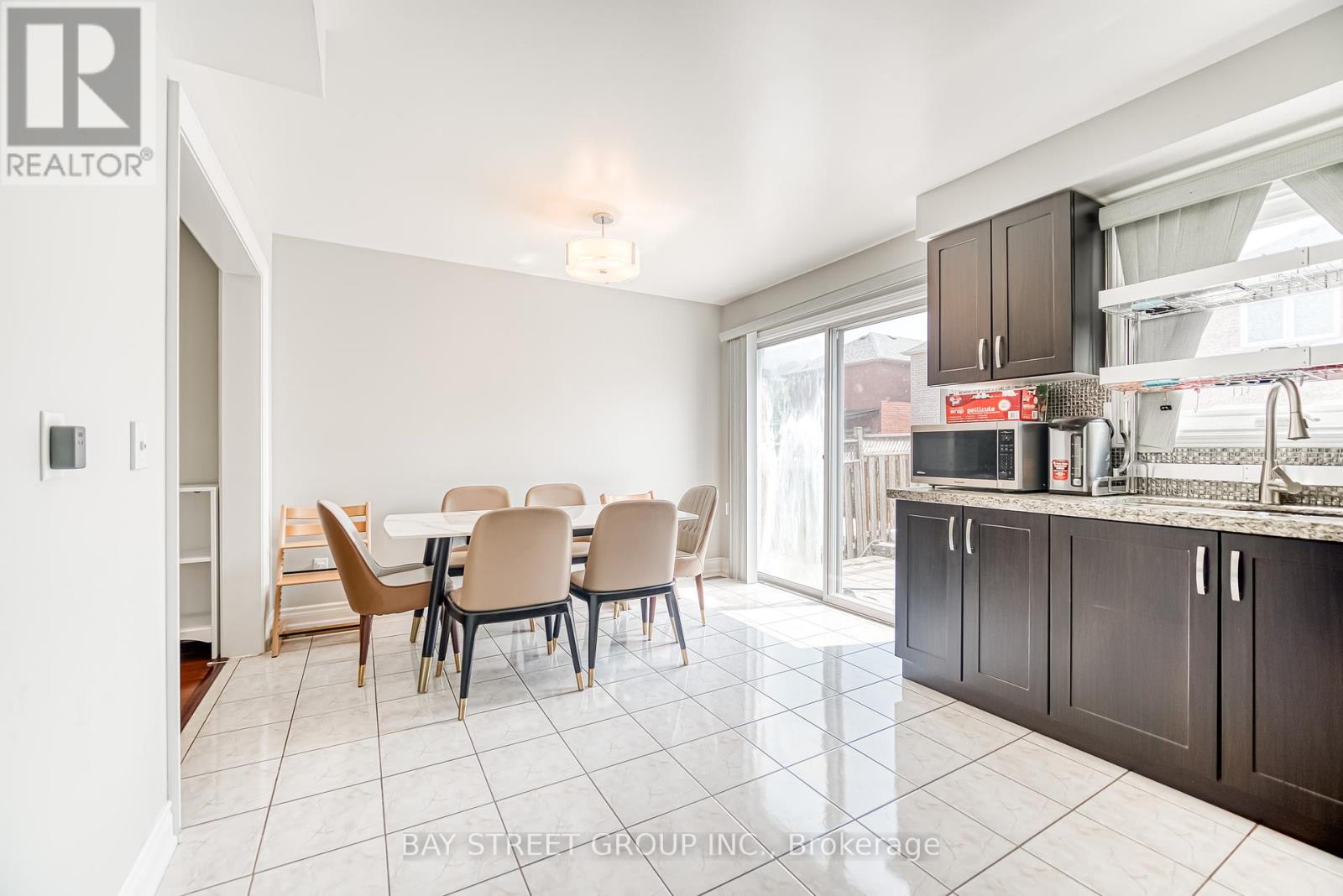 Photo 15 of 185 Sophia Road, Markham ON