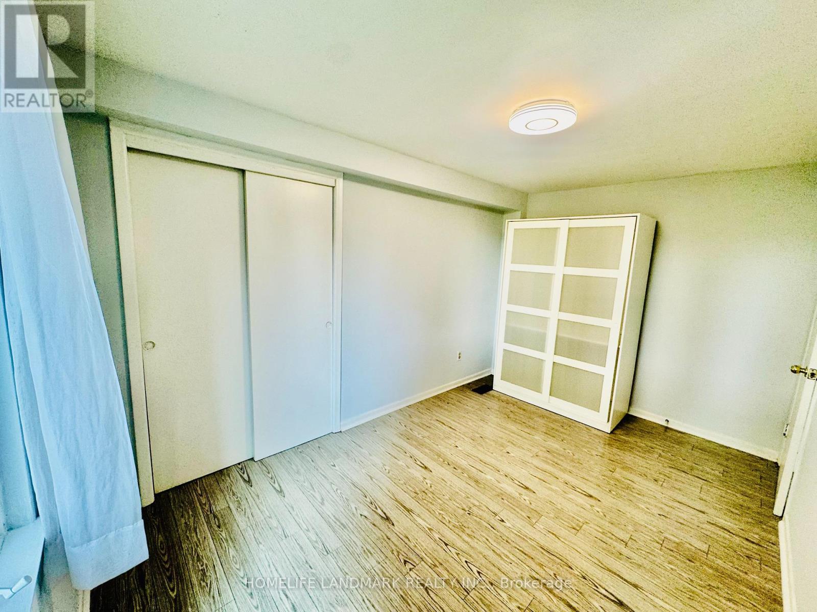 Photo 14 of 272 Essex Work Out Basement Avenue, Richmond Hill ON
