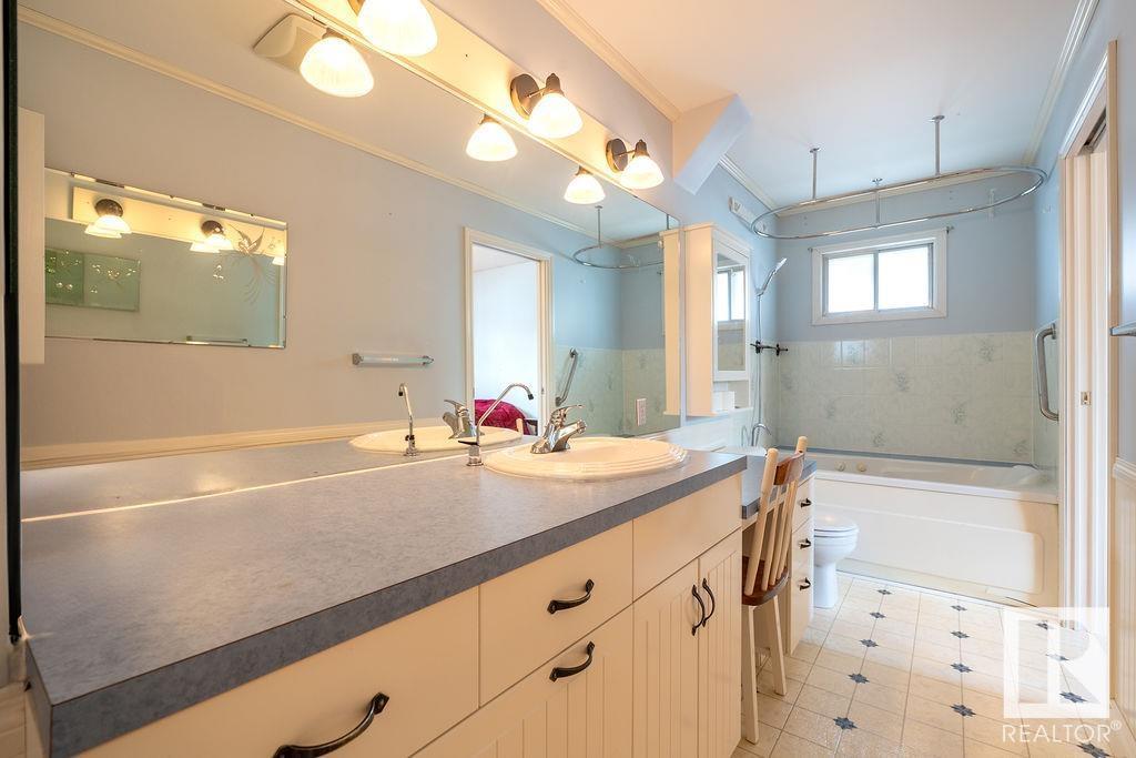 Photo 26 of 148 Willow Dr, Wetaskiwin AB