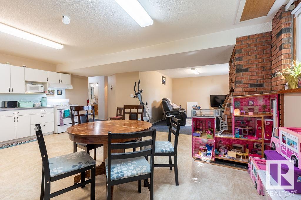 Photo 41 of 148 Willow Dr, Wetaskiwin AB