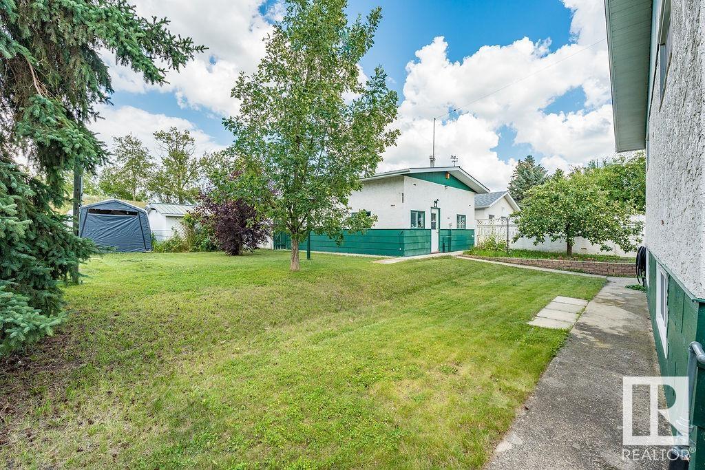 Photo 22 of 148 Willow Dr, Wetaskiwin AB