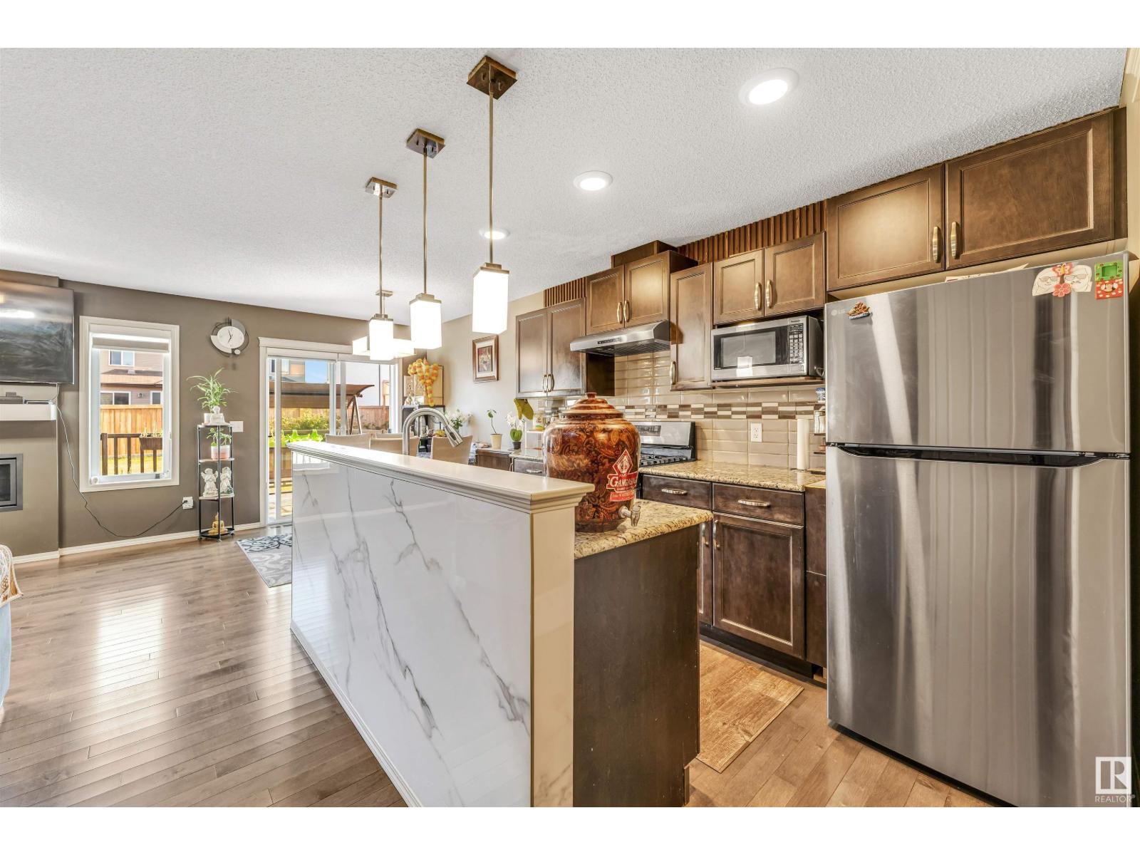 Photo 10 of 1415 26 Av Nw, Edmonton AB