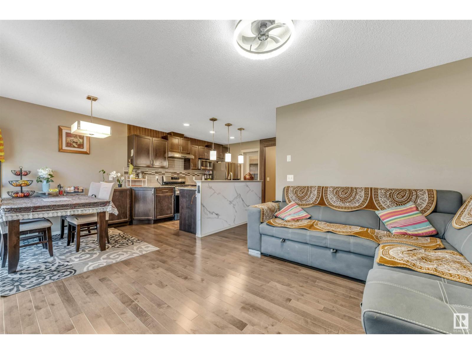 Photo 16 of 1415 26 Av Nw, Edmonton AB