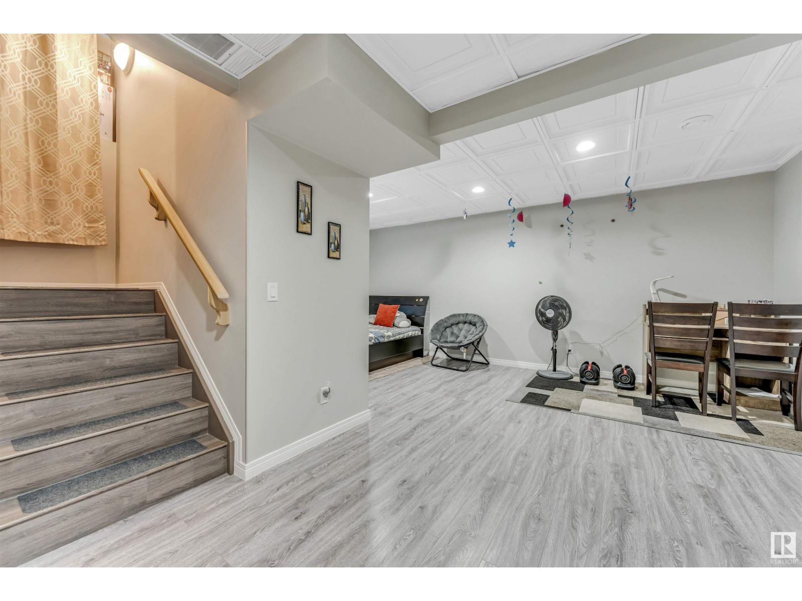 Photo 31 of 1415 26 Av Nw, Edmonton AB