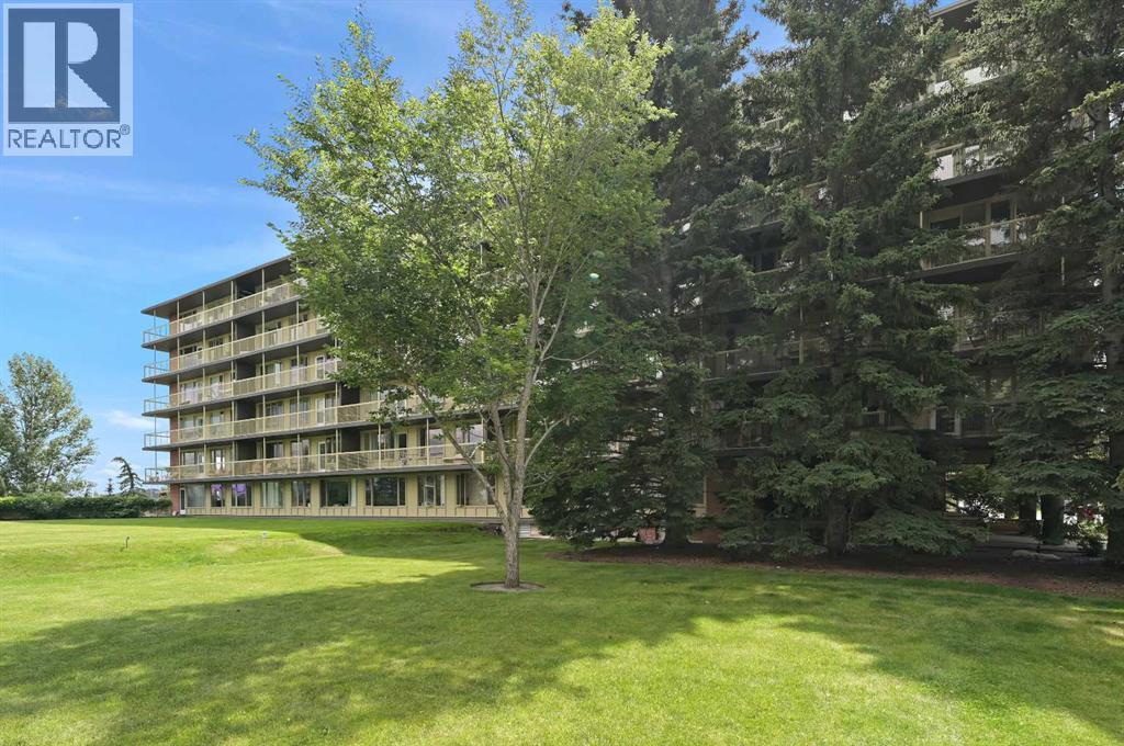 Single Family House for Sale in   Rideau Place SW Rideau Park Calgary 