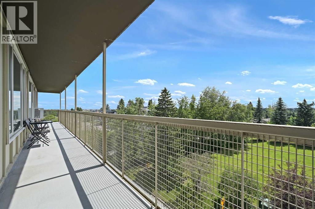 Single Family House for Sale in   Rideau Place SW Rideau Park Calgary 
