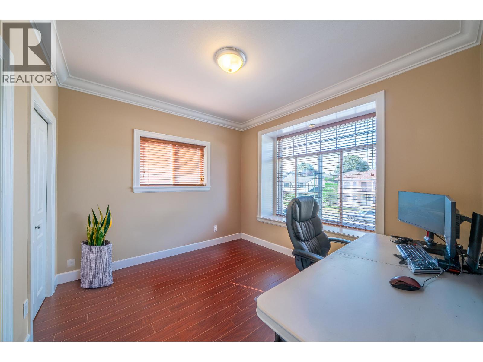 Photo 6 of 3968 Spruce Street, Burnaby BC