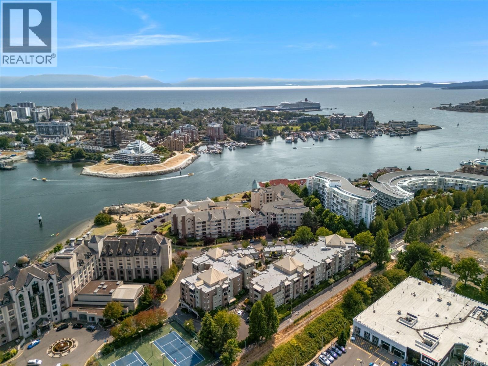 111 27 Songhees Road, Victoria