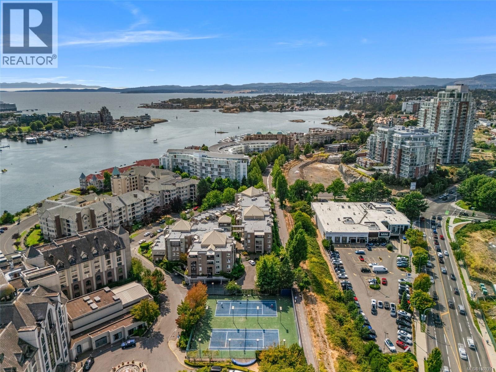 111 27 Songhees Road, Victoria