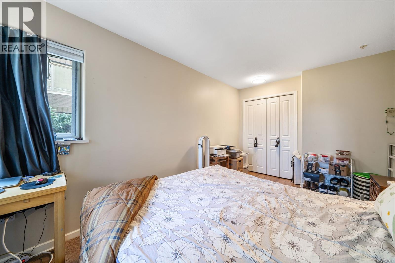 111 27 Songhees Road, Victoria
